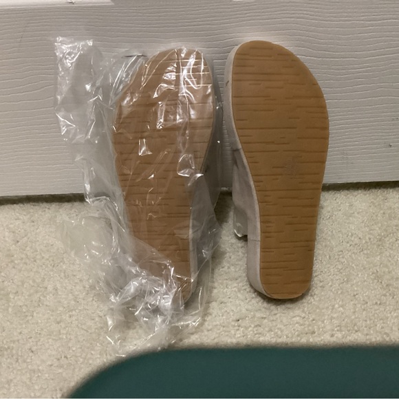 Calvin Klein sandal - Picture 8 of 9